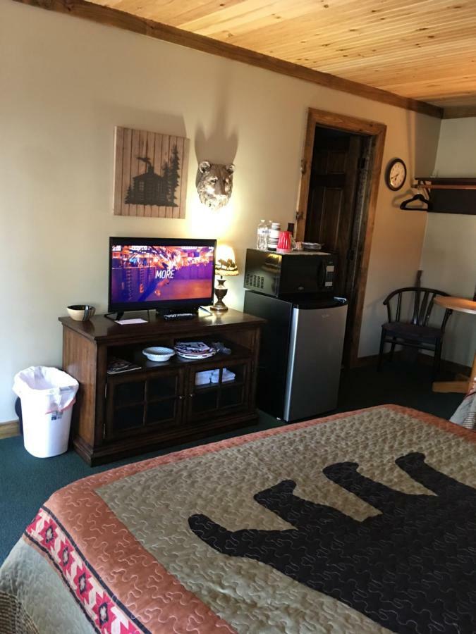 Warrensburg Inn & Suites - 6 Mi To Lake George Ngoại thất bức ảnh